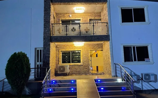 Royal Marquis Hotel