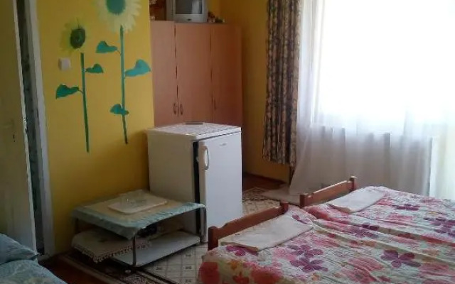 Keletifény Vendégház