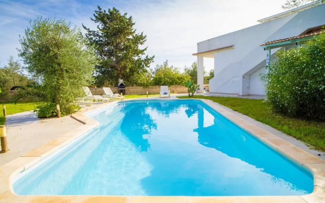 Villa Malamuri in Caucana-finaiti-casuzze-finaiti Nord