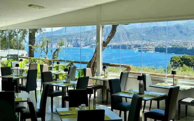 Hostel & Glamping Santa Fortunata