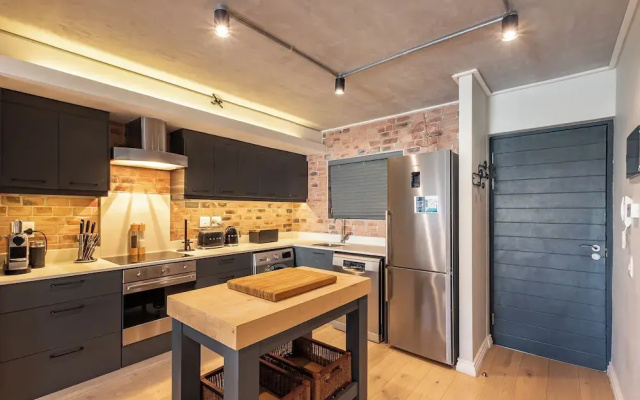 The Docklands Two Bed Superior Apartment