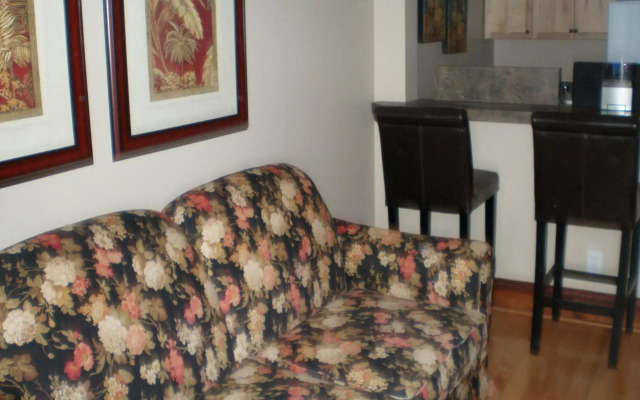 Spanish Bay Inn, CANADA