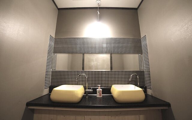 The Bay Guesthouse - Hostel