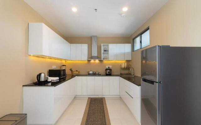 Oceanfront Galle by ICC