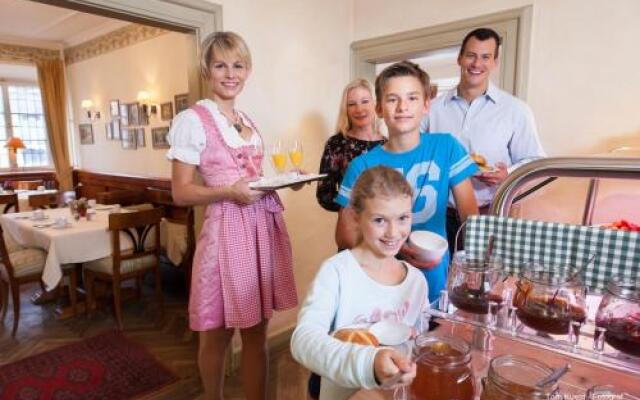 Hotel Gasthof Alte Post Holzkirchen