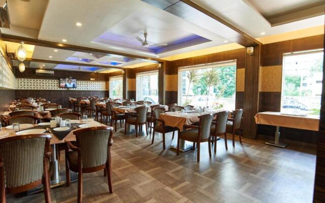 Hotel Ganpati Palace By Wb Economy