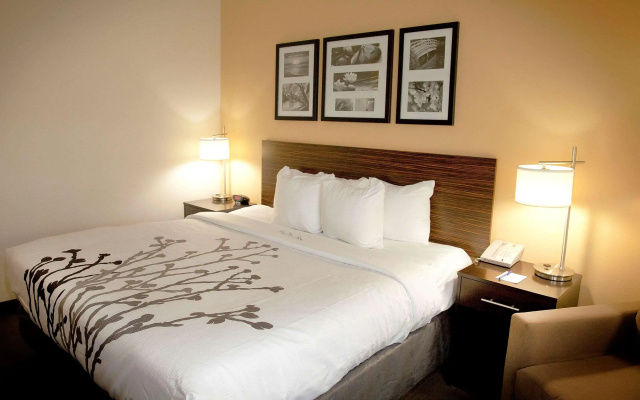 Sleep Inn & Suites Moundsville - Wheeling