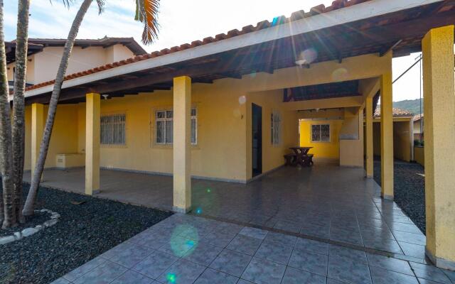 Aluguel Casa 2 Quartos para 8 Pessoas Bombas/SC
