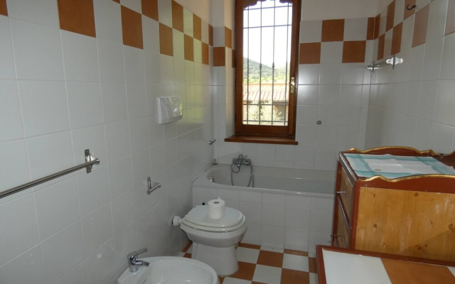 SCAPPO IN UMBRIA,Casale Vallenea