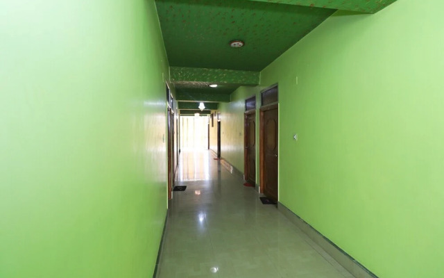 L X Inn by OYO Rooms