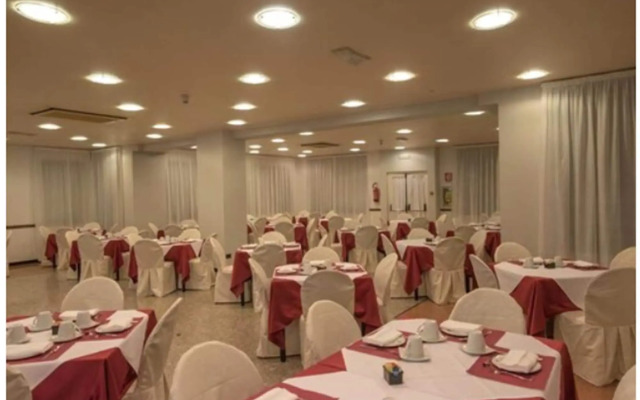 New Petit Hotel