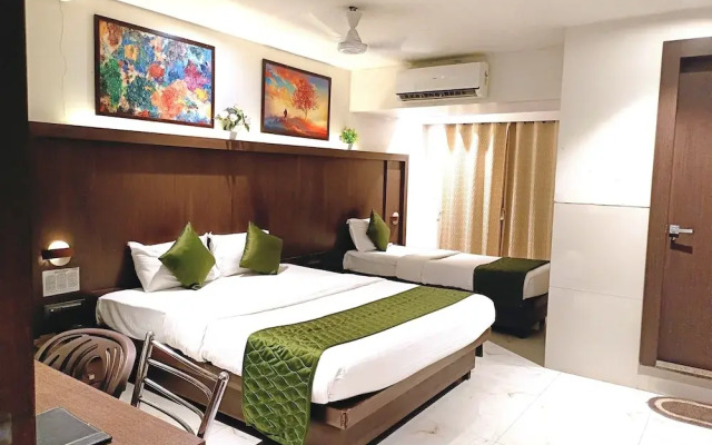 Hotel Express INN, Panvel