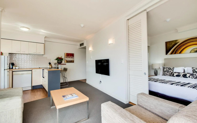 Central Cosmo Apartments