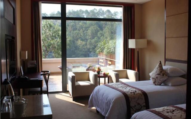 New Century SPA and Resort PUER