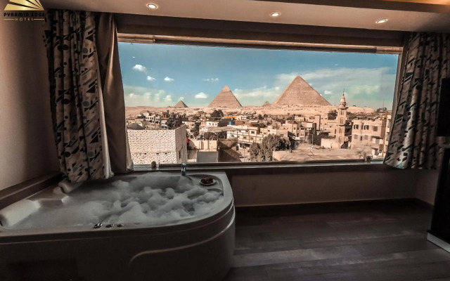 Pyramid Edge Hotel & Exclusive Pyramids View Rooftop