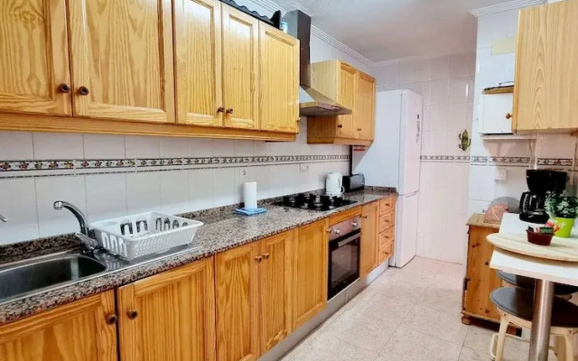 Bungalow With Stunning Sea Views, Just One Street From the Beach