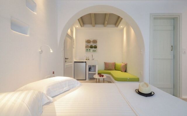 Naxian Spirit Suites & Apartments