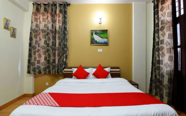 OYO 14122 Home Modern 2BHK Hills View Himuda Colony Kasumptti