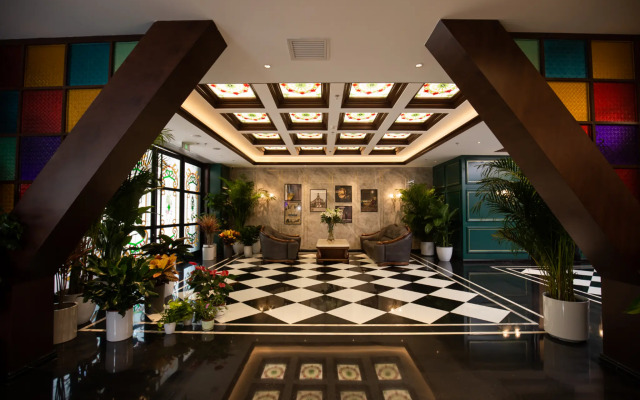 Yiting Zhenshe Hotel (Beijing Qianmen Pedestrian Street)