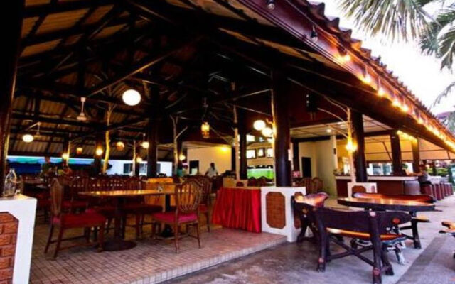 Supar Royal Beach Hotel