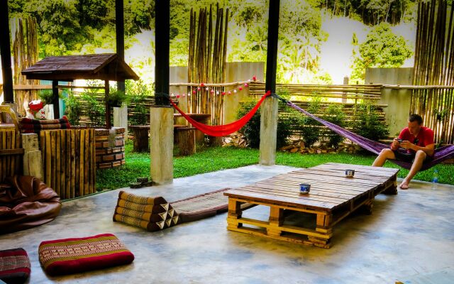 SabaiDee Lanta Hostel