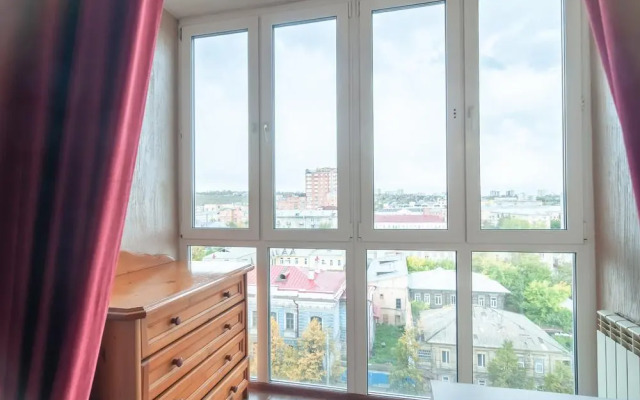 Home (Хоум) на улице Карла Маркса 49