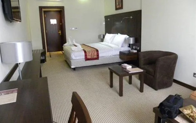 Etteen Dar Al Khalil Hotel