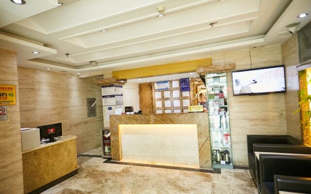 Xinghe Xinfeng Hotel Railway Station & Bus Station Branch