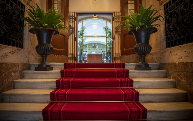 Bank Hotel, a member of Small Luxury Hotels of The World