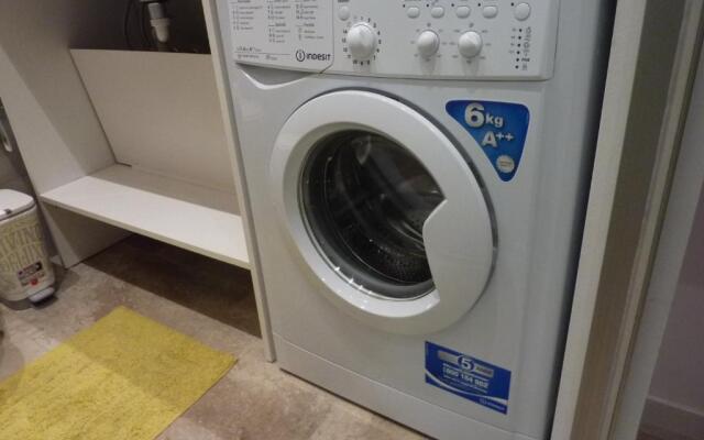 Porta Venezia Studios Frisi 10