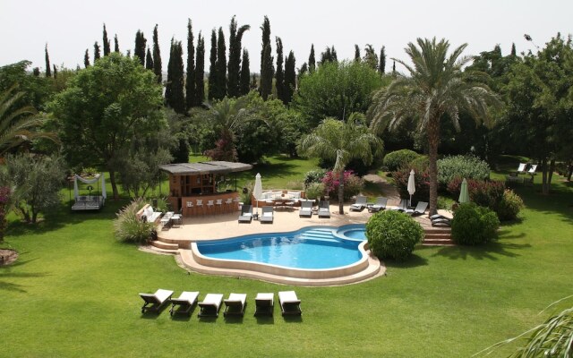 Villa Dinari