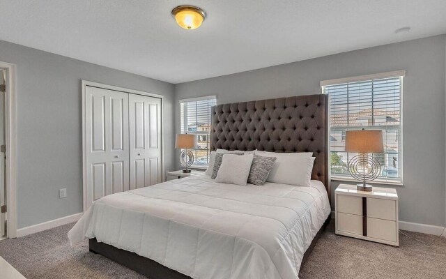 Marvelous 4 Bedroom w/ Screened Pool Close to Disney 1569