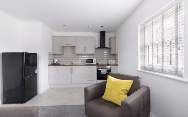 2 Bedroom Town Centre Apartment