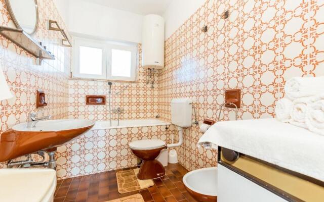 Apartments Ivan - 15 m from beach