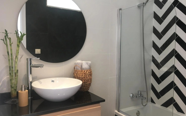 Cosy Apartment with Terrace in the Centre of Seville