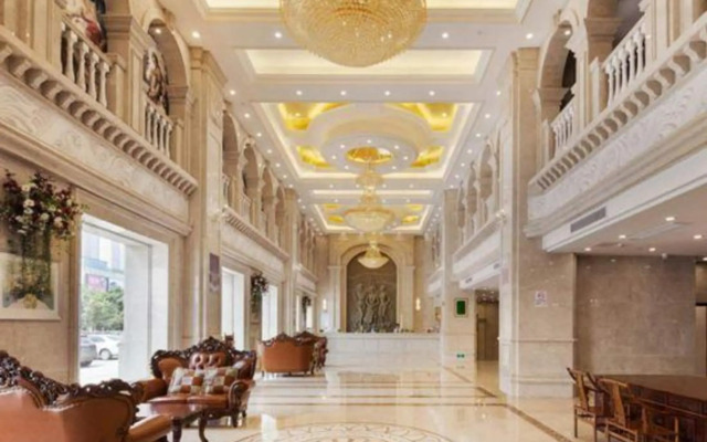 Vienna International Hotel (Changzhou Jintan South Ring 2nd Road Wuyue Plaza)