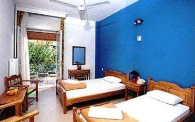 Izela Hotel