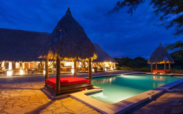 Hotel Punta Teonoste