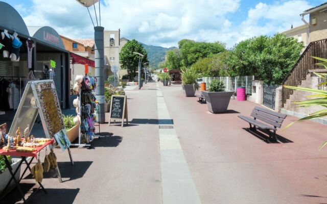 Marina Bianca (MNI100)