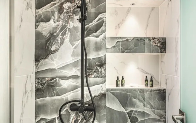 Lumior Villas Lux essence by 'elite'