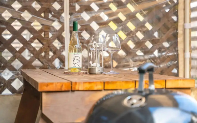 Gangneung Nineone Pet Pension