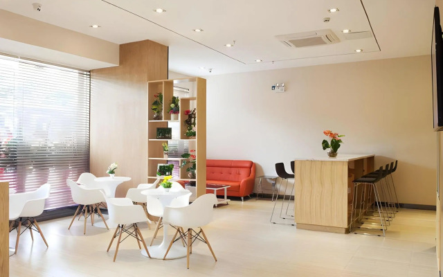 7 Days Inn (Zhangjiakou Chongli Yuxing Road)