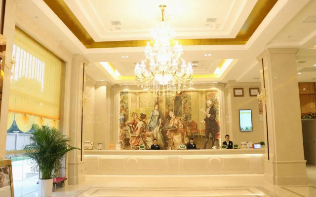 Vienna International Hotel (Wuhan Yangsi Port Yangtze River Bridge)