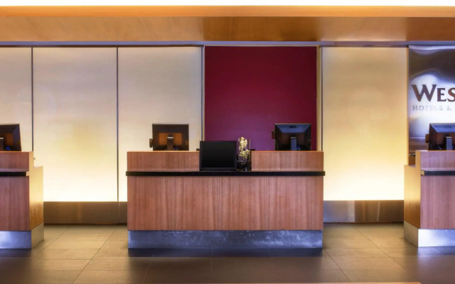 The Westin Detroit Metropolitan Airport