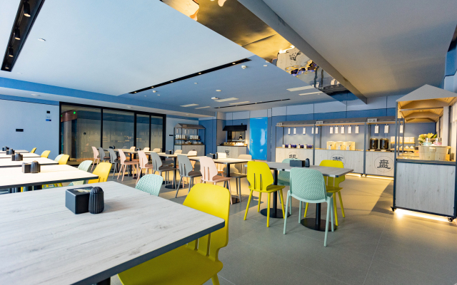 HanTing Hotel (Cangzhou Central Hospital Huabei Commercial Building)