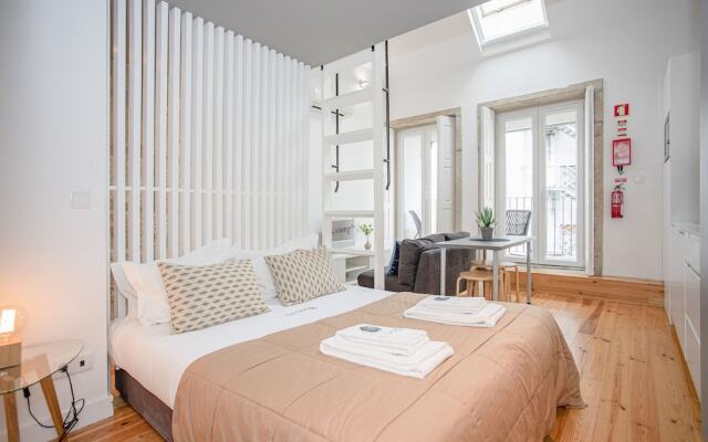 Liiiving - Heart of Porto Mezzanine