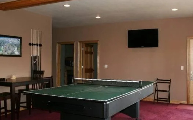 Blue Jay Boreas Pass Private Home