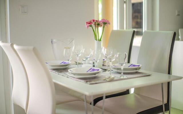Holiday Home & Apartments Primavera