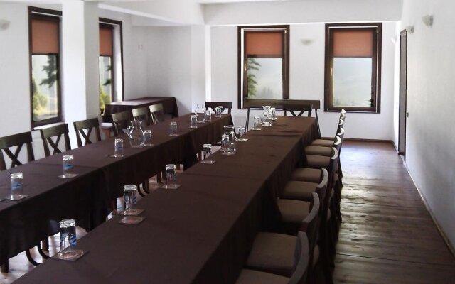 Family Hotel Arkan Han