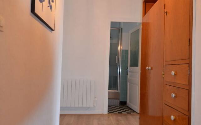 Cosy apartment 4 persons near Train Station Nice Riquier